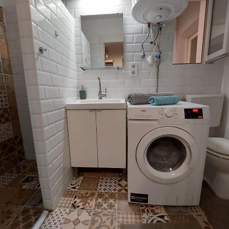 Roland Apartment - Nepliget Budapest Luaran gambar